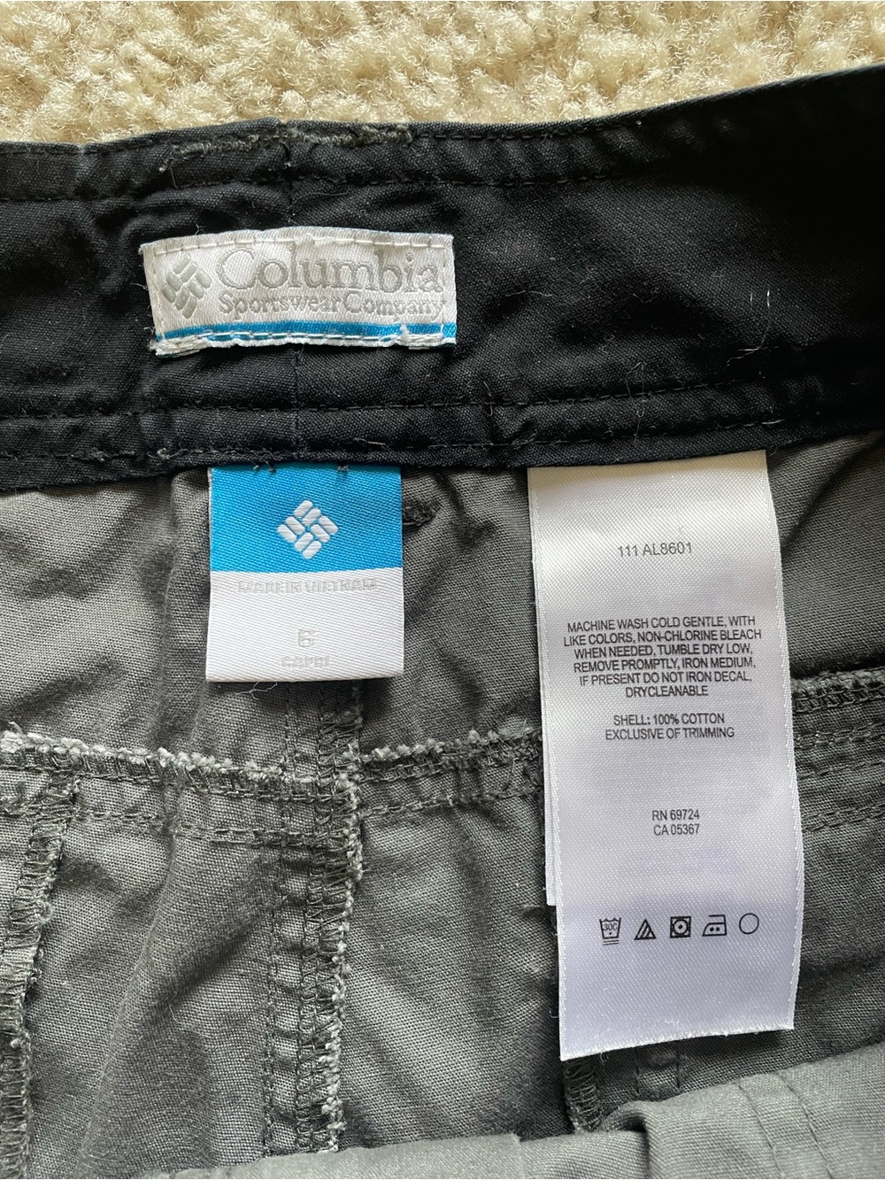 Columbia Capris - Picture 2 of 6